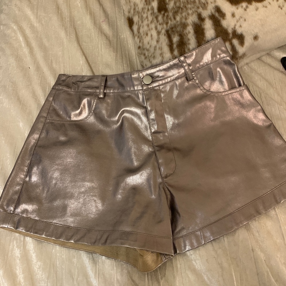 Tobi Metallic Shorts